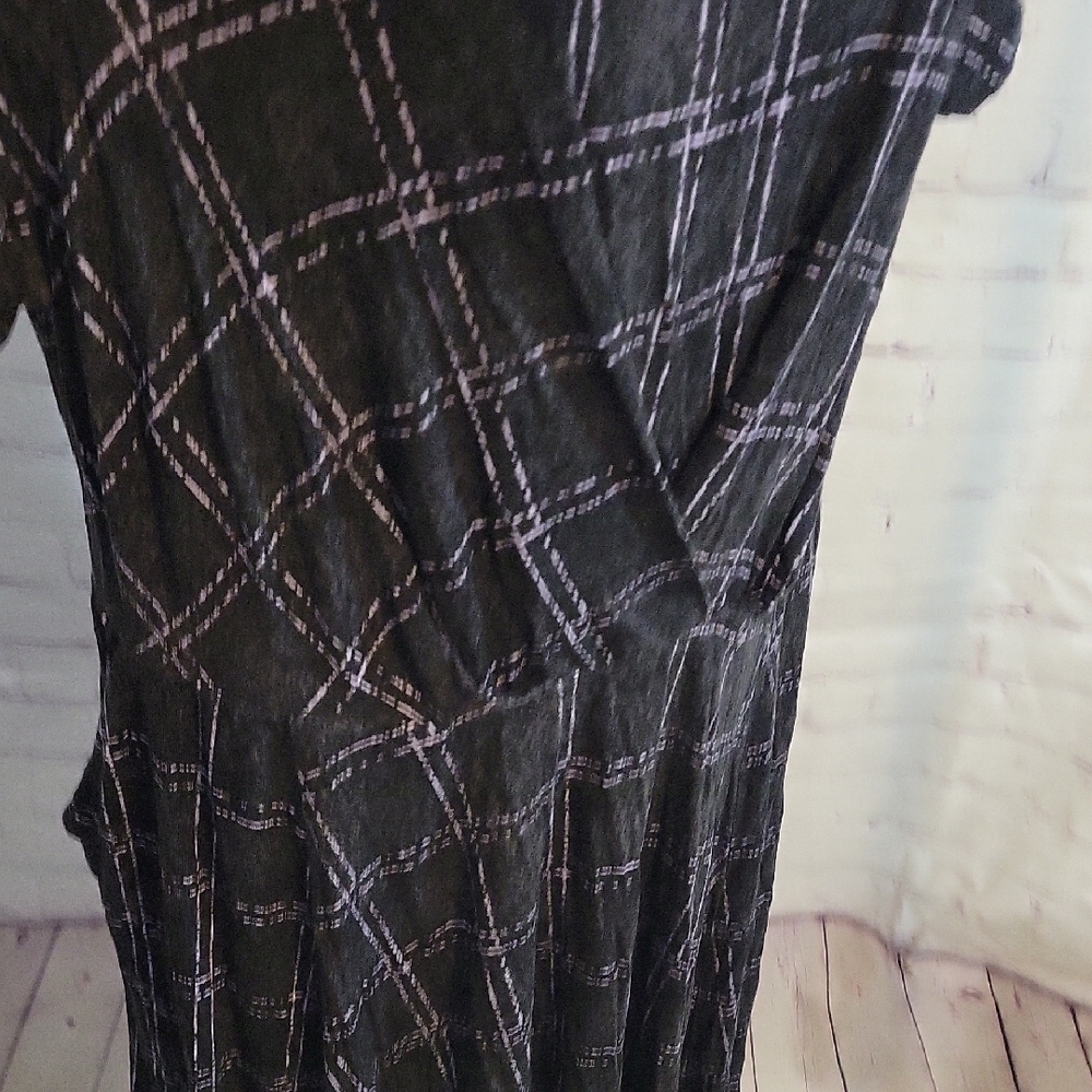 Torrid Black and White Checkered Midi Dress - Picture 7 of 8